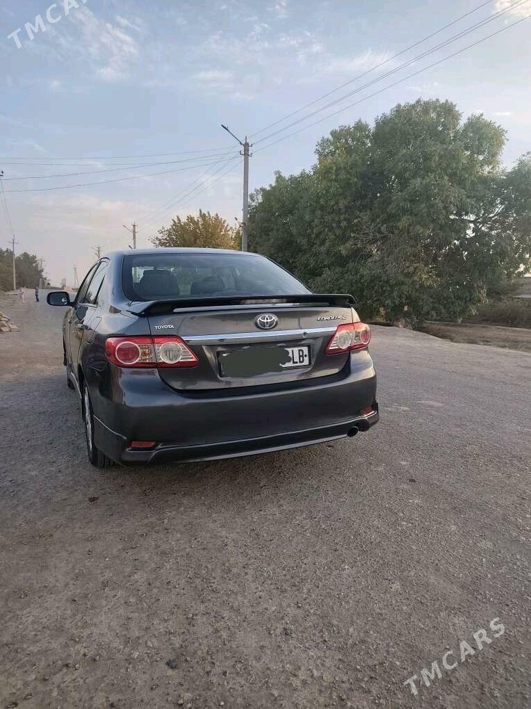 Toyota Corolla 2013 - 170 000 TMT - Сакар - img 7