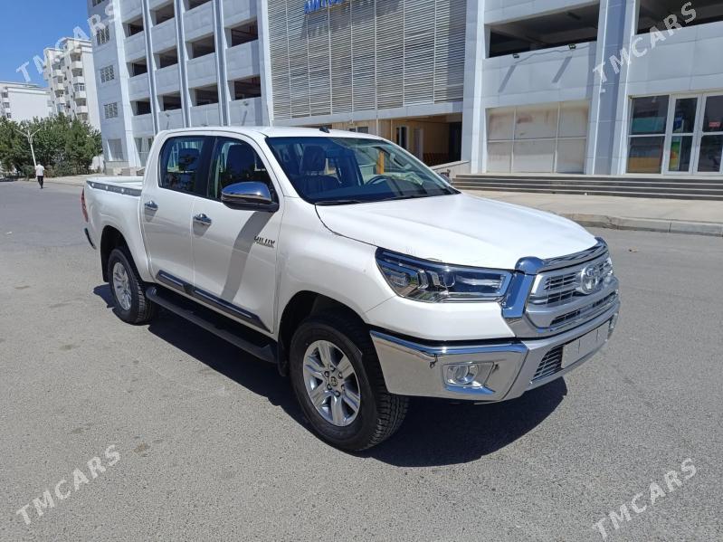 Toyota Hilux 2025 - 659 000 TMT - Aşgabat - img 4