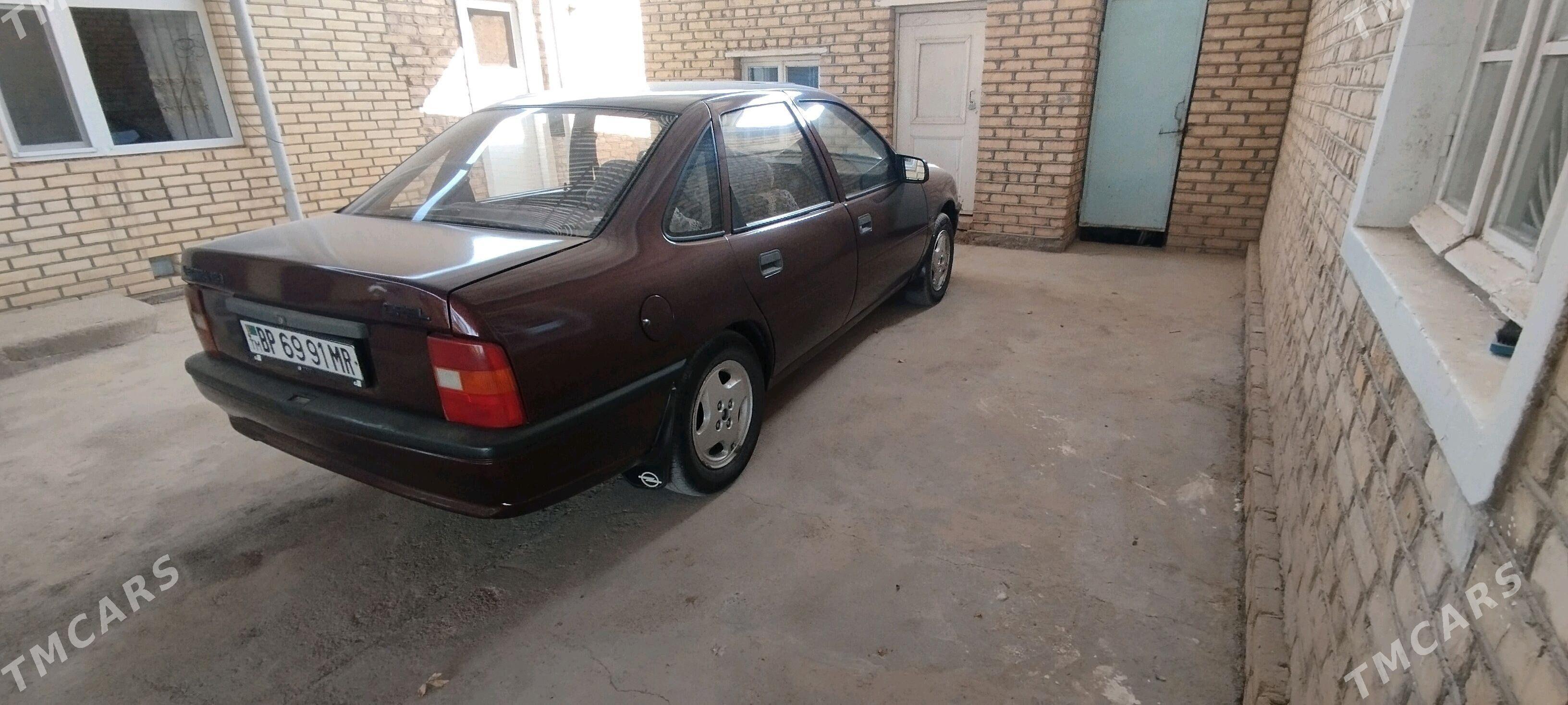 Opel Vectra 1991 - 35 000 TMT - Байрамали - img 3
