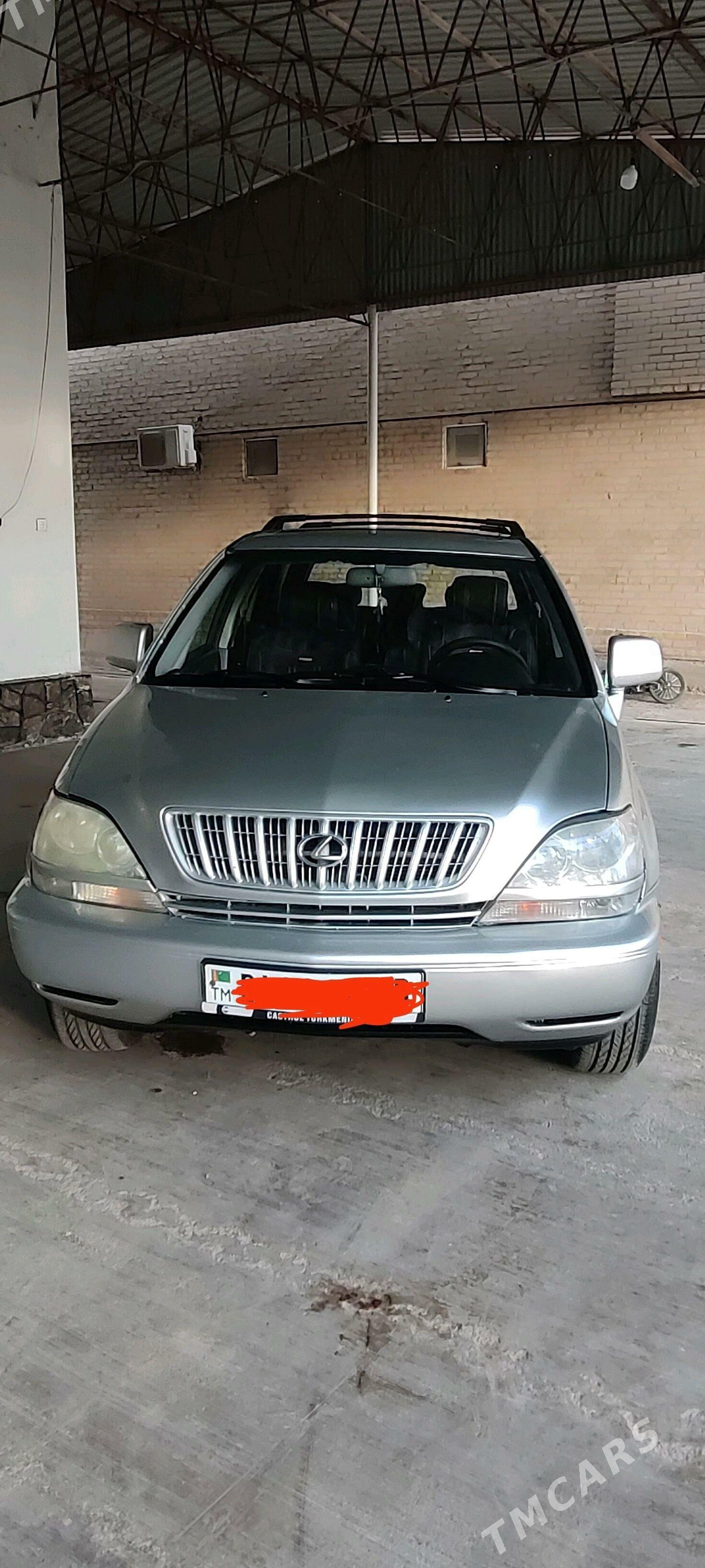 Lexus RX 300 2002 - 190 000 TMT - Сакар - img 8