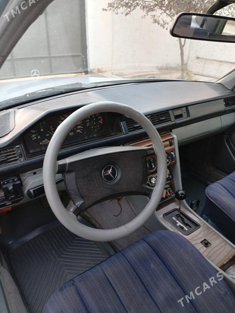 Mercedes-Benz 300E 1989 - 60 000 TMT - Мары - img 2