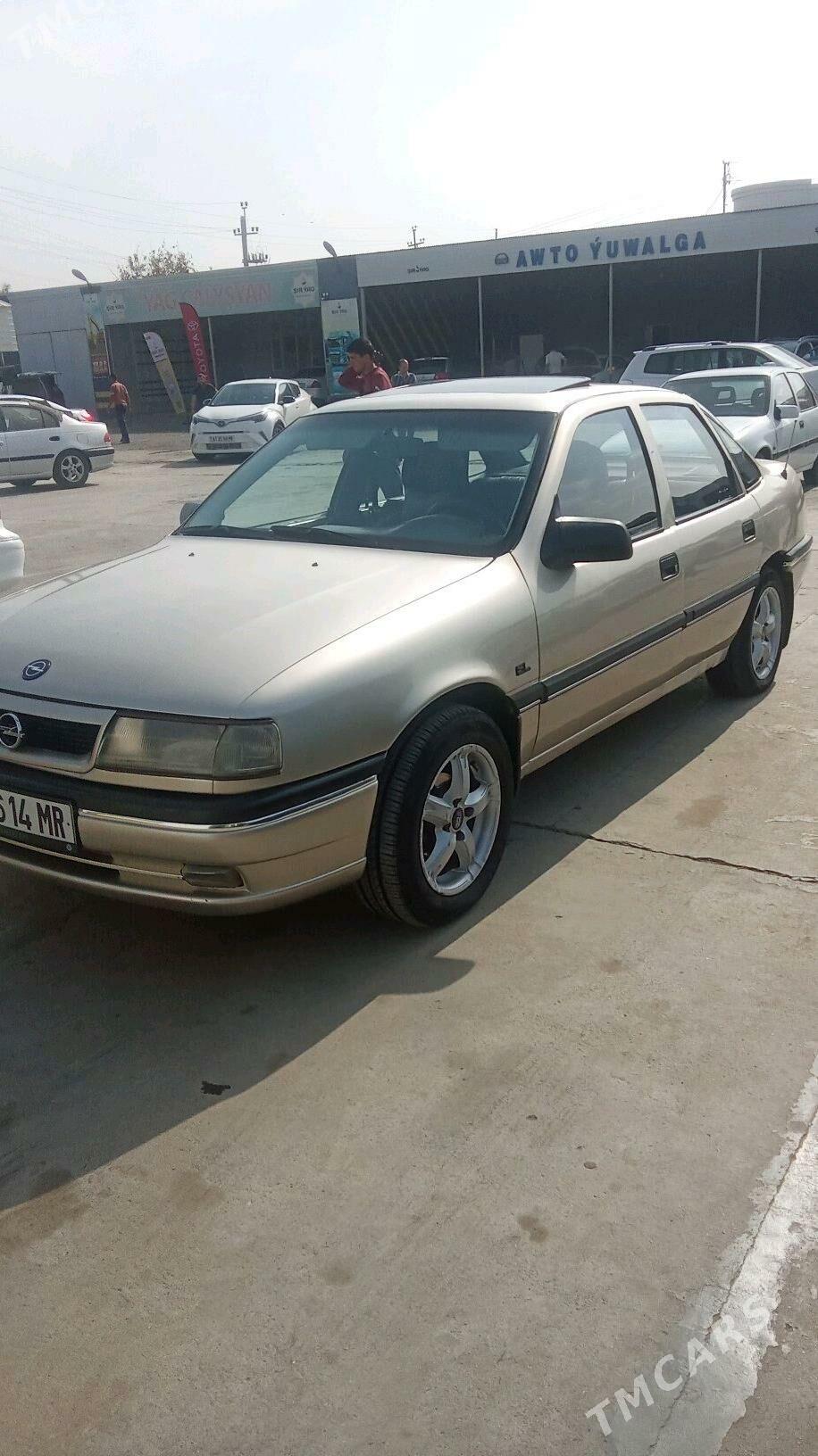 Opel Vectra 1991 - 45 000 TMT - Mary - img 10