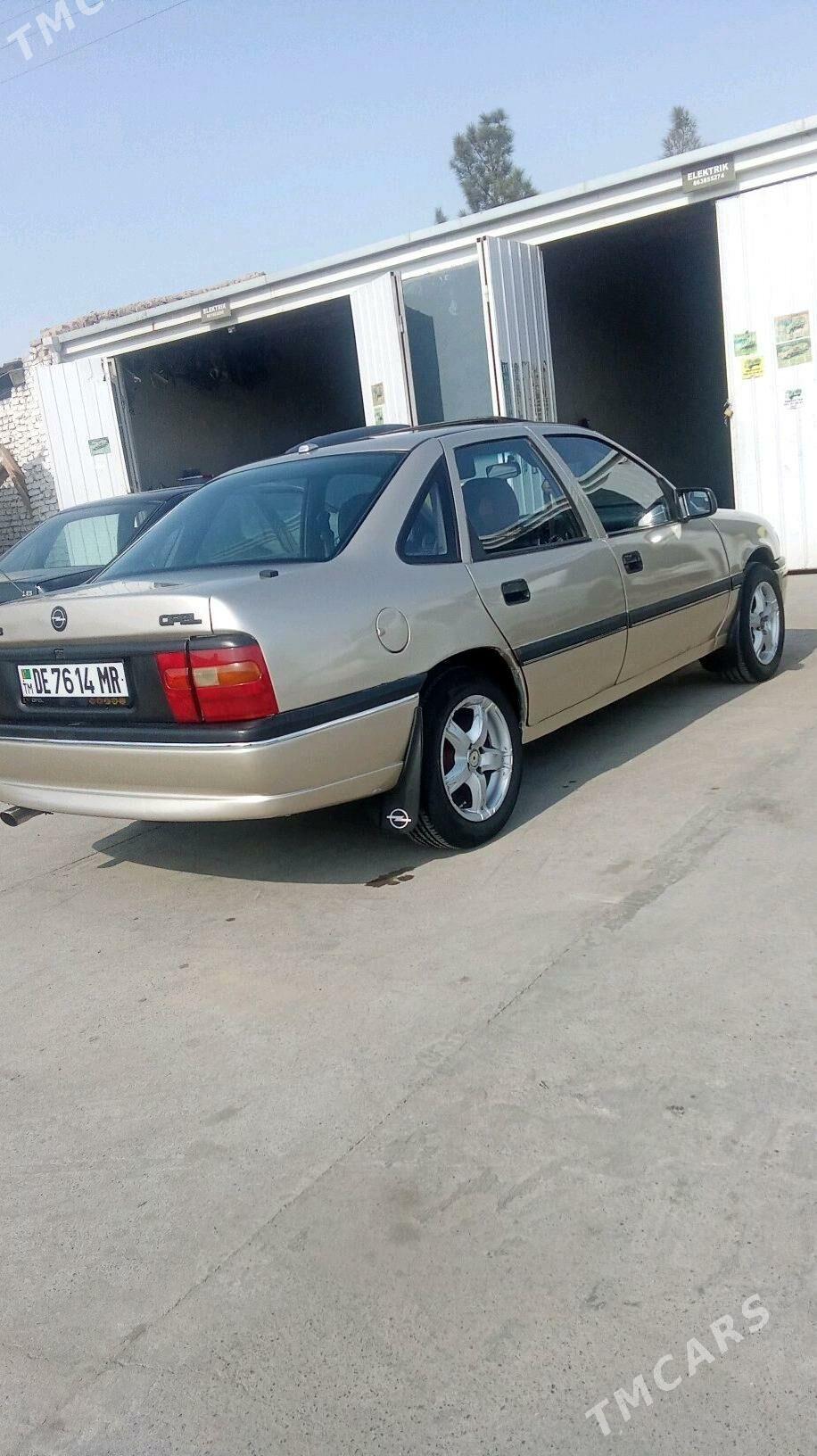 Opel Vectra 1991 - 45 000 TMT - Mary - img 3