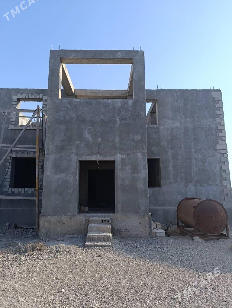 двух этажный дом - Hazar - img 4