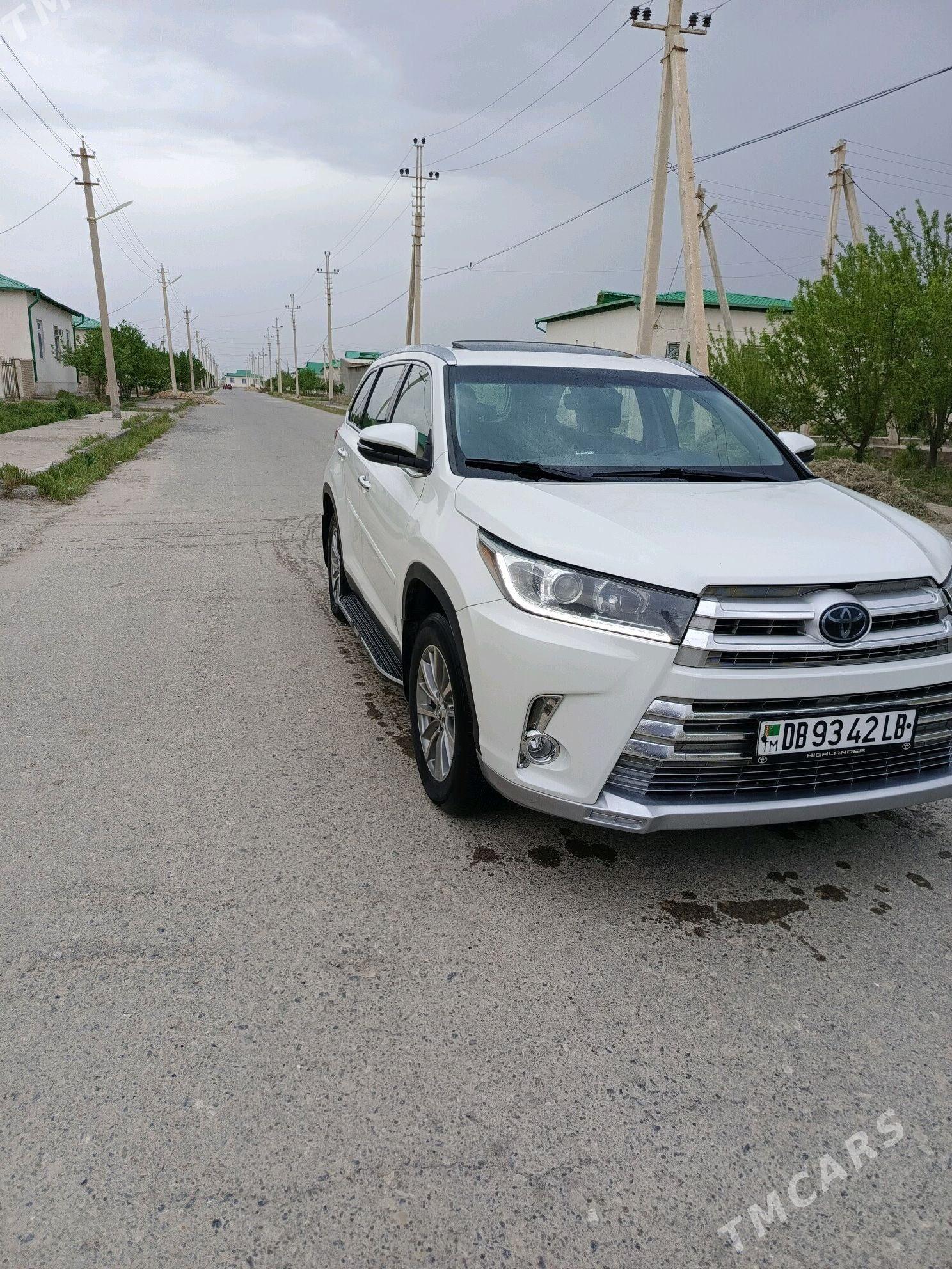 Toyota Highlander 2019 - 470 000 TMT - Туркменабат - img 3