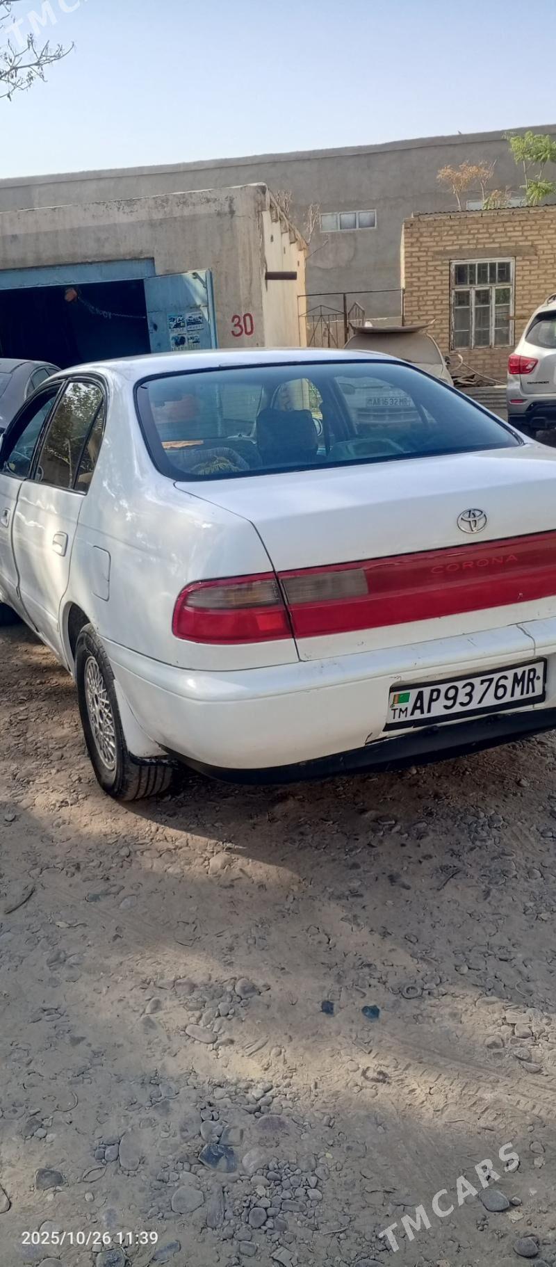 Toyota Carina 1992 - 50 000 TMT - Мары - img 1