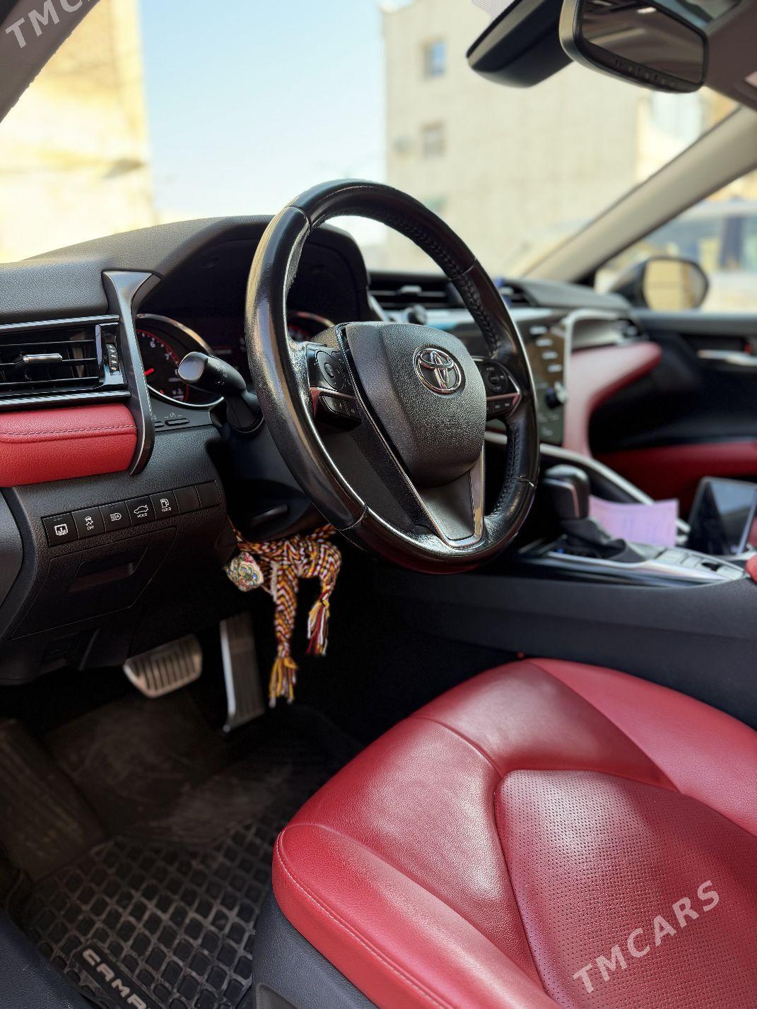Toyota Camry 2020 - 400 000 TMT - Мары - img 3