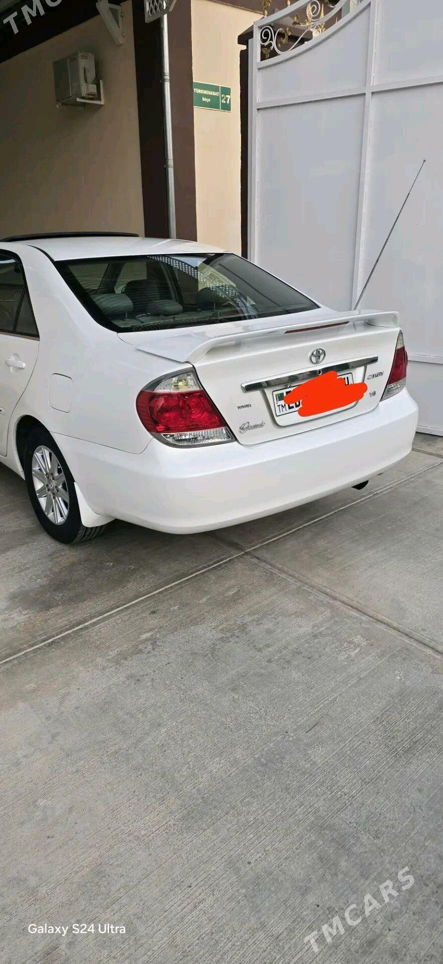 Toyota Camry 2005 - 240 000 TMT - Саят - img 5