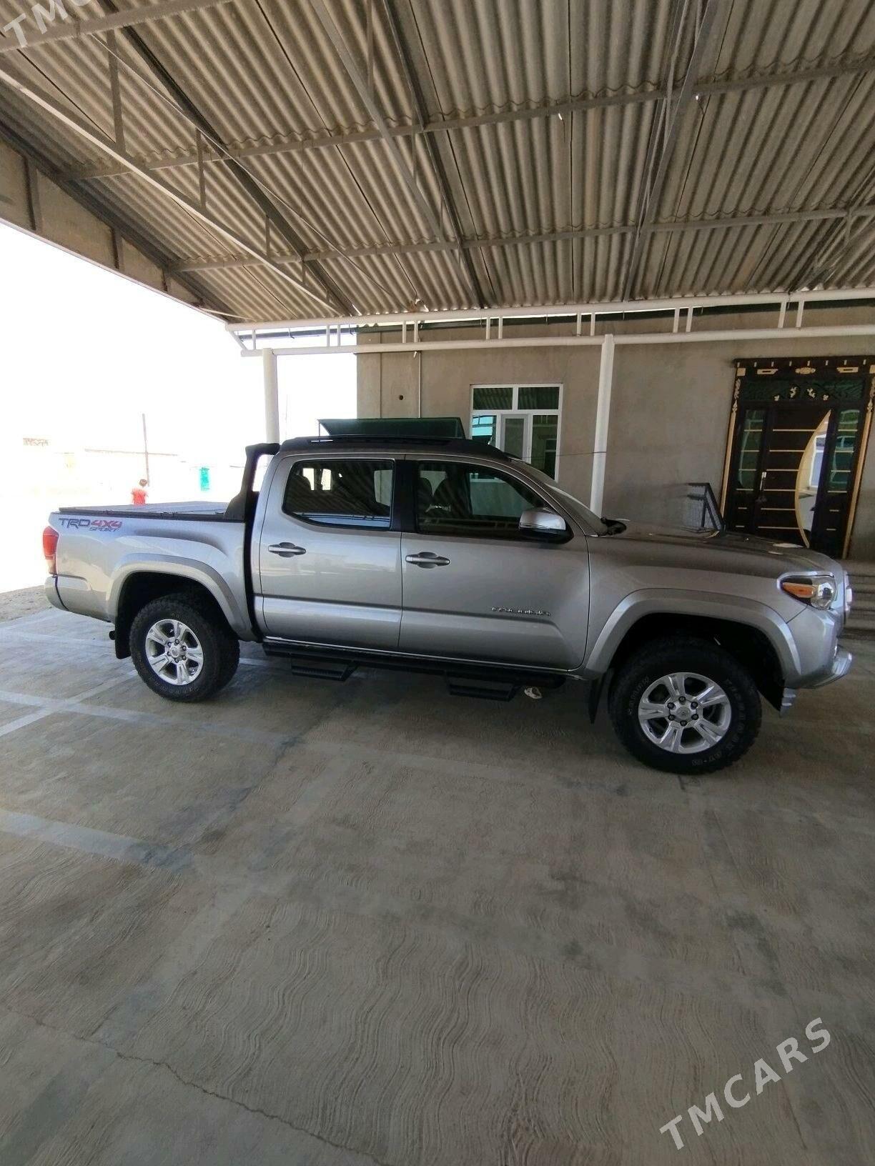 Toyota Tacoma 2016 - 400 000 TMT - Балканабат - img 6