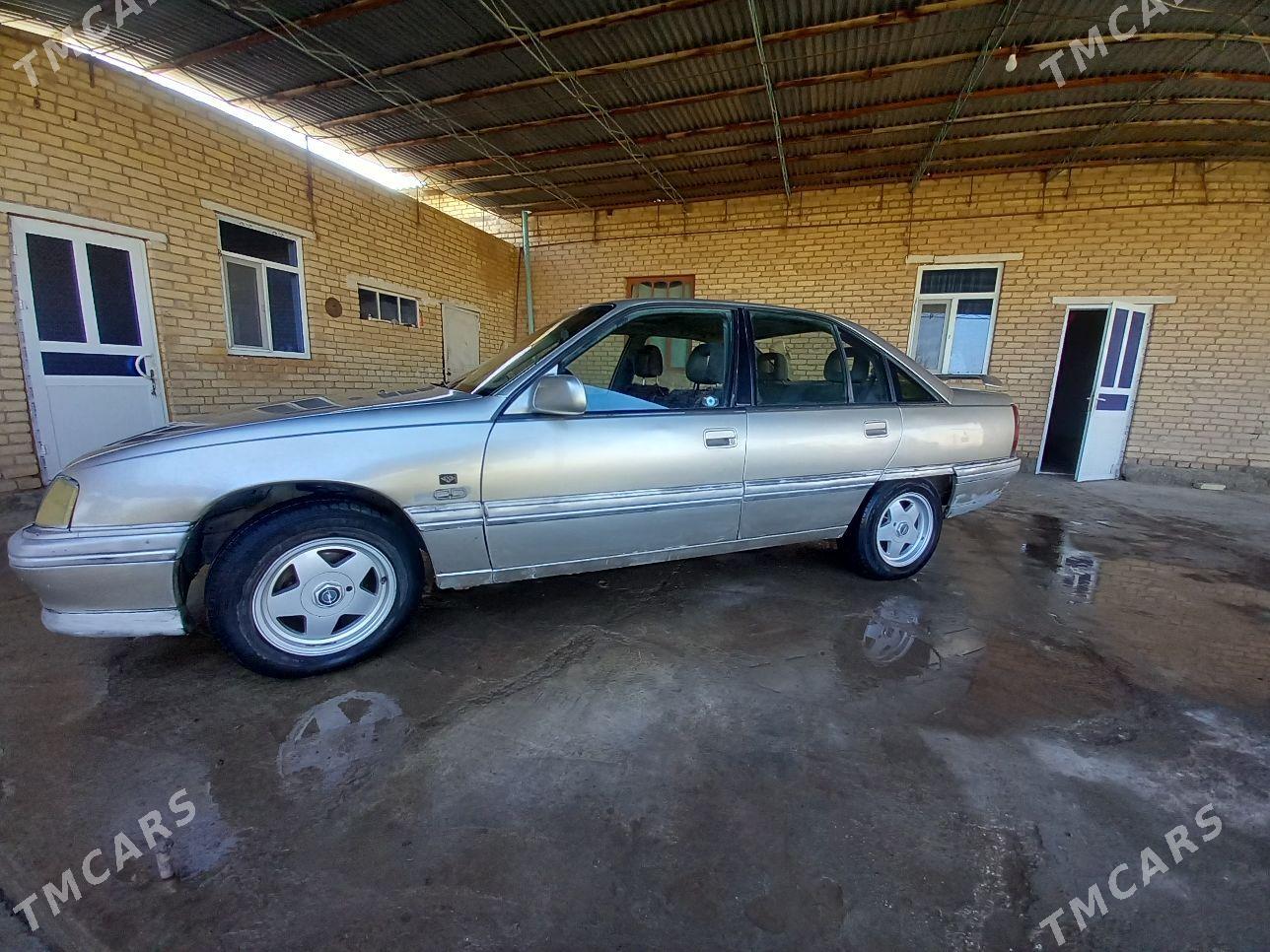 Opel Omega 1993 - 40 000 TMT - Дянев - img 7