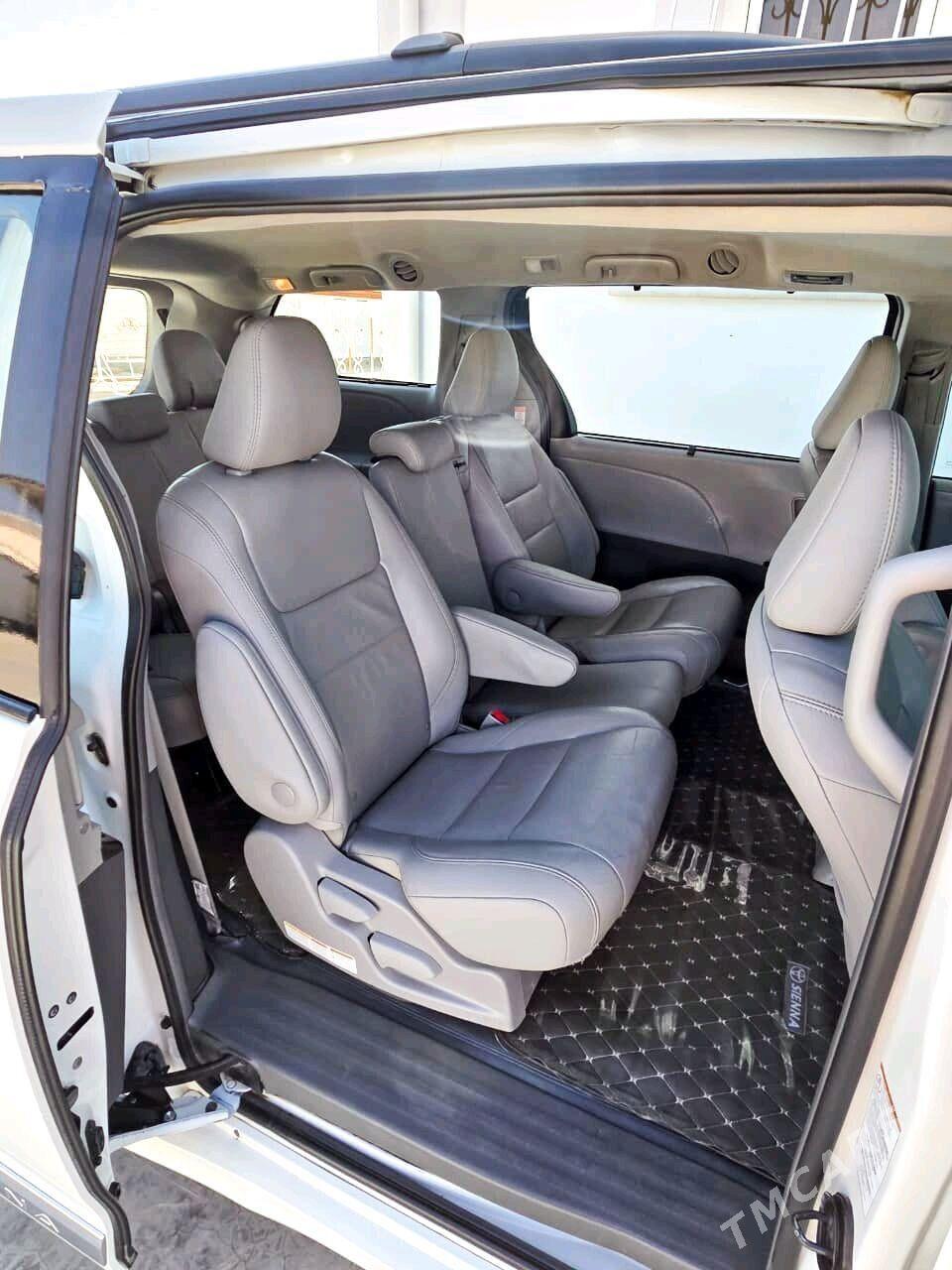 Toyota Sienna 2018 - 349 000 TMT - Ашхабад - img 7