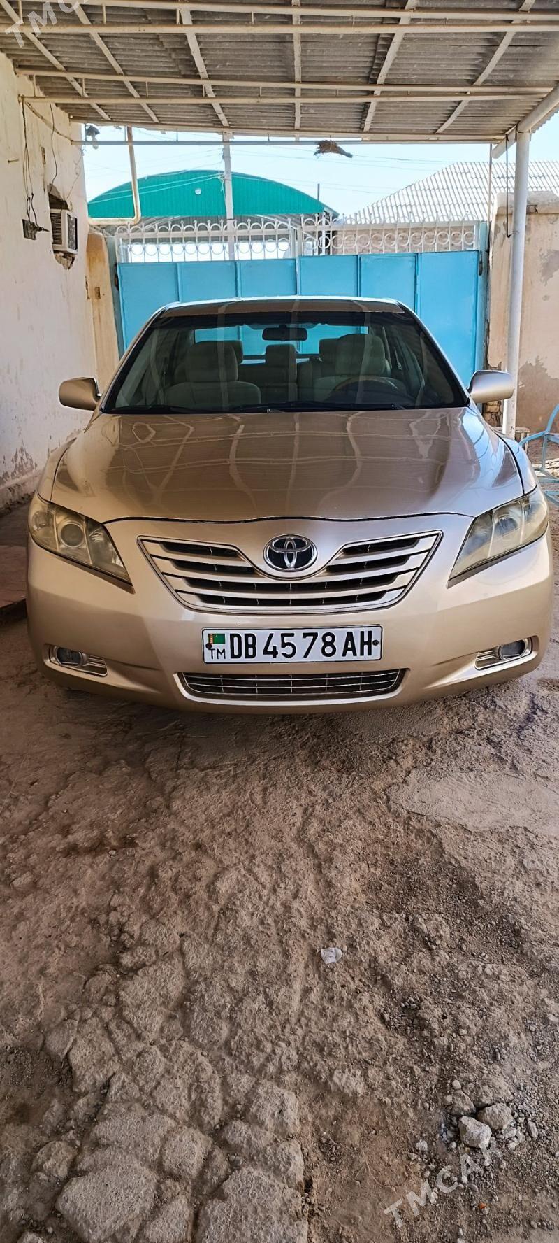 Toyota Camry 2009 - 135 000 TMT - Теджен - img 1