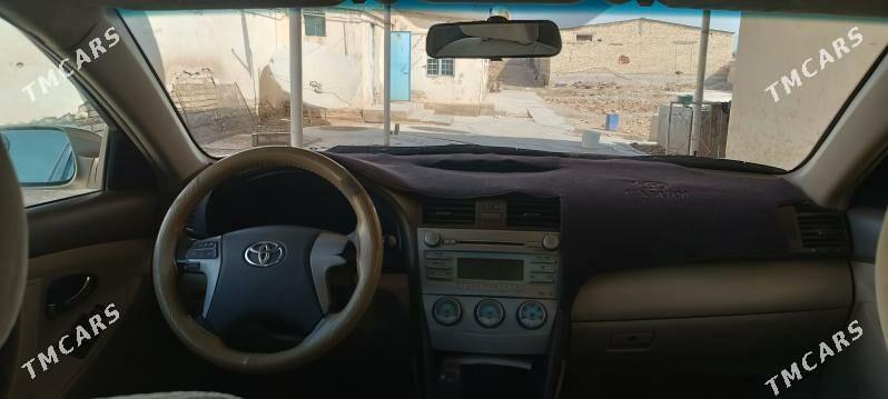 Toyota Camry 2009 - 135 000 TMT - Теджен - img 2
