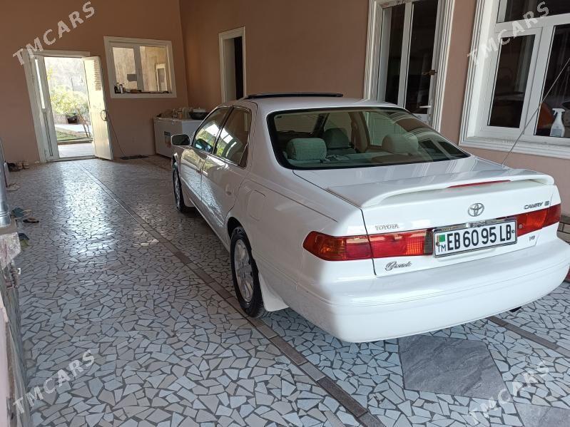 Toyota Camry 2001 - 175 000 TMT - Туркменабат - img 3