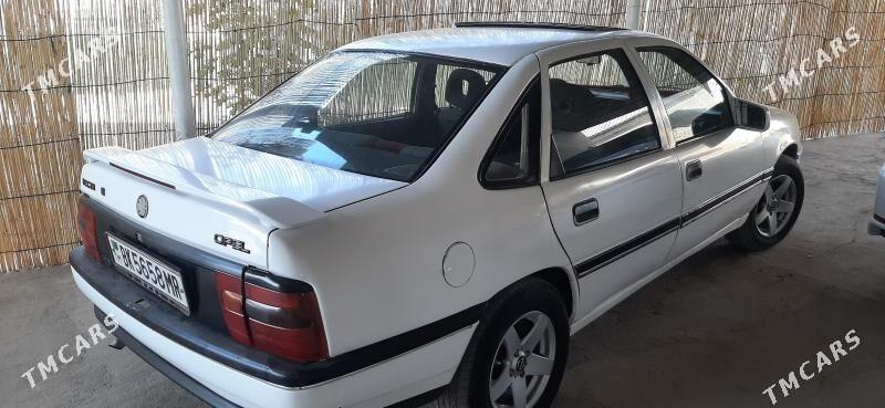 Opel Vectra 1991 - 35 000 TMT - Mary - img 3