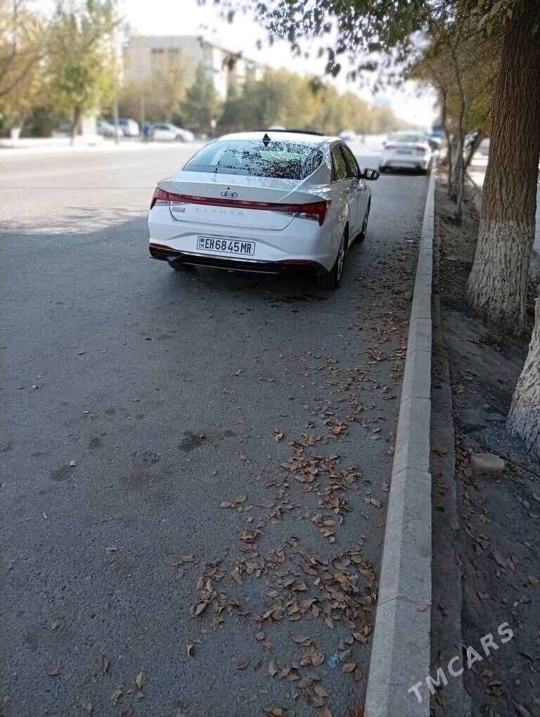 Hyundai Elantra 2022 - 235 000 TMT - Мары - img 3