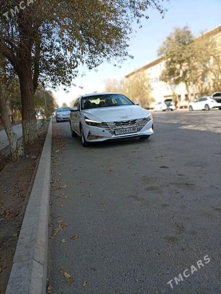 Hyundai Elantra 2022 - 235 000 TMT - Мары - img 1
