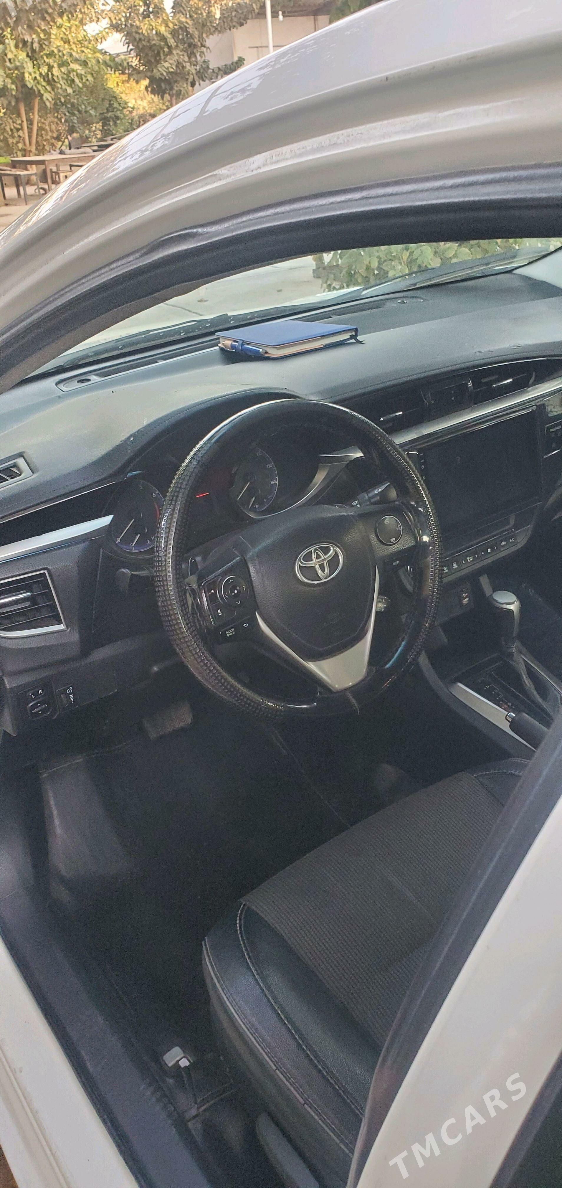 Toyota Corolla 2014 - 175 000 TMT - Теджен - img 5