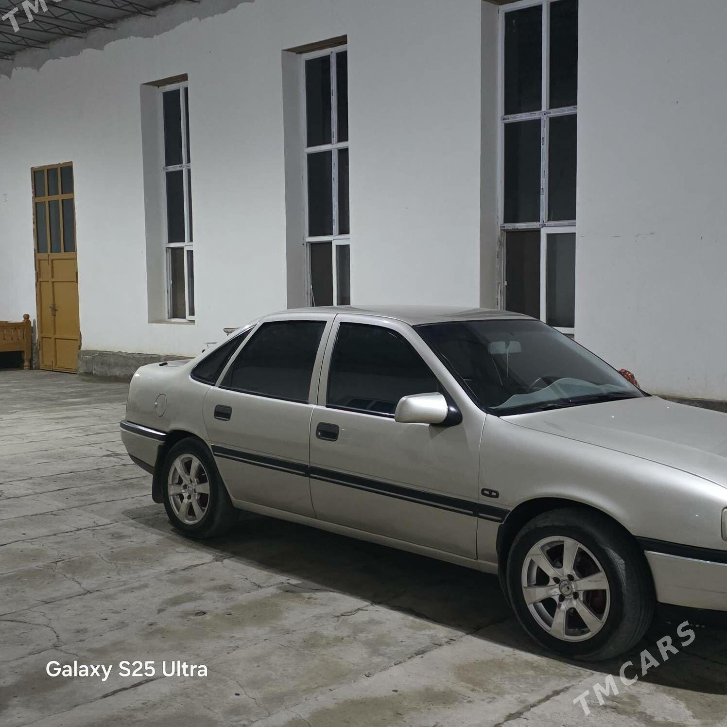 Opel Vectra 1991 - 47 000 TMT - Чарджоу - img 2