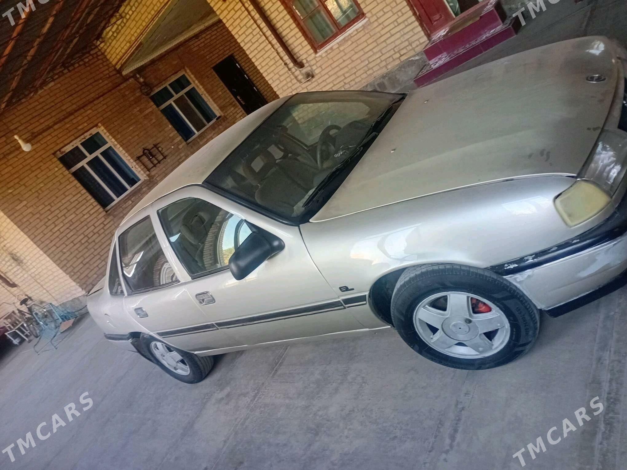 Opel Vectra 1990 - 30 000 TMT - Туркменабат - img 3