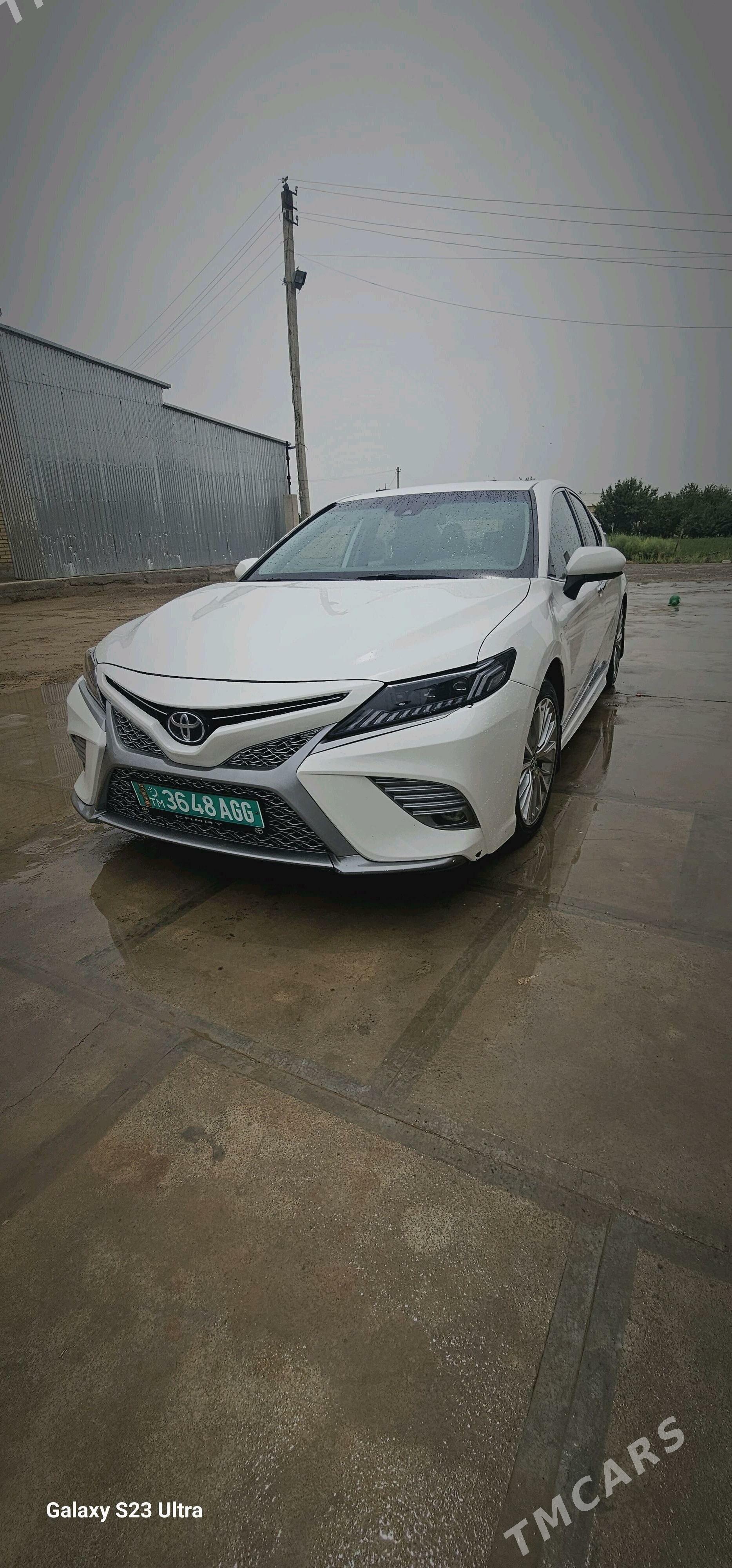 Toyota Camry 2019 - 320 000 TMT - Мары - img 2
