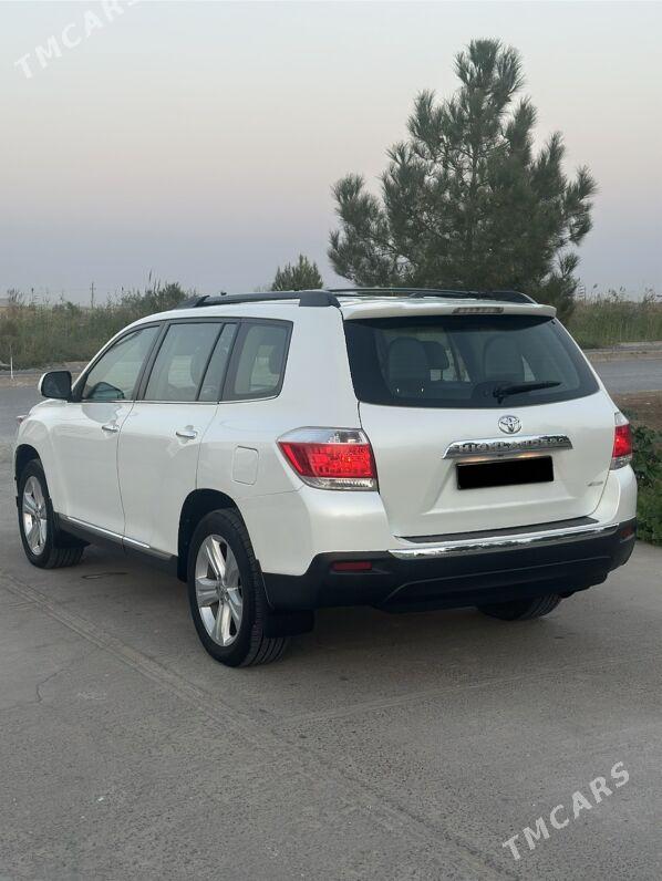 Toyota Highlander 2012 - 370 000 TMT - Türkmenabat - img 3