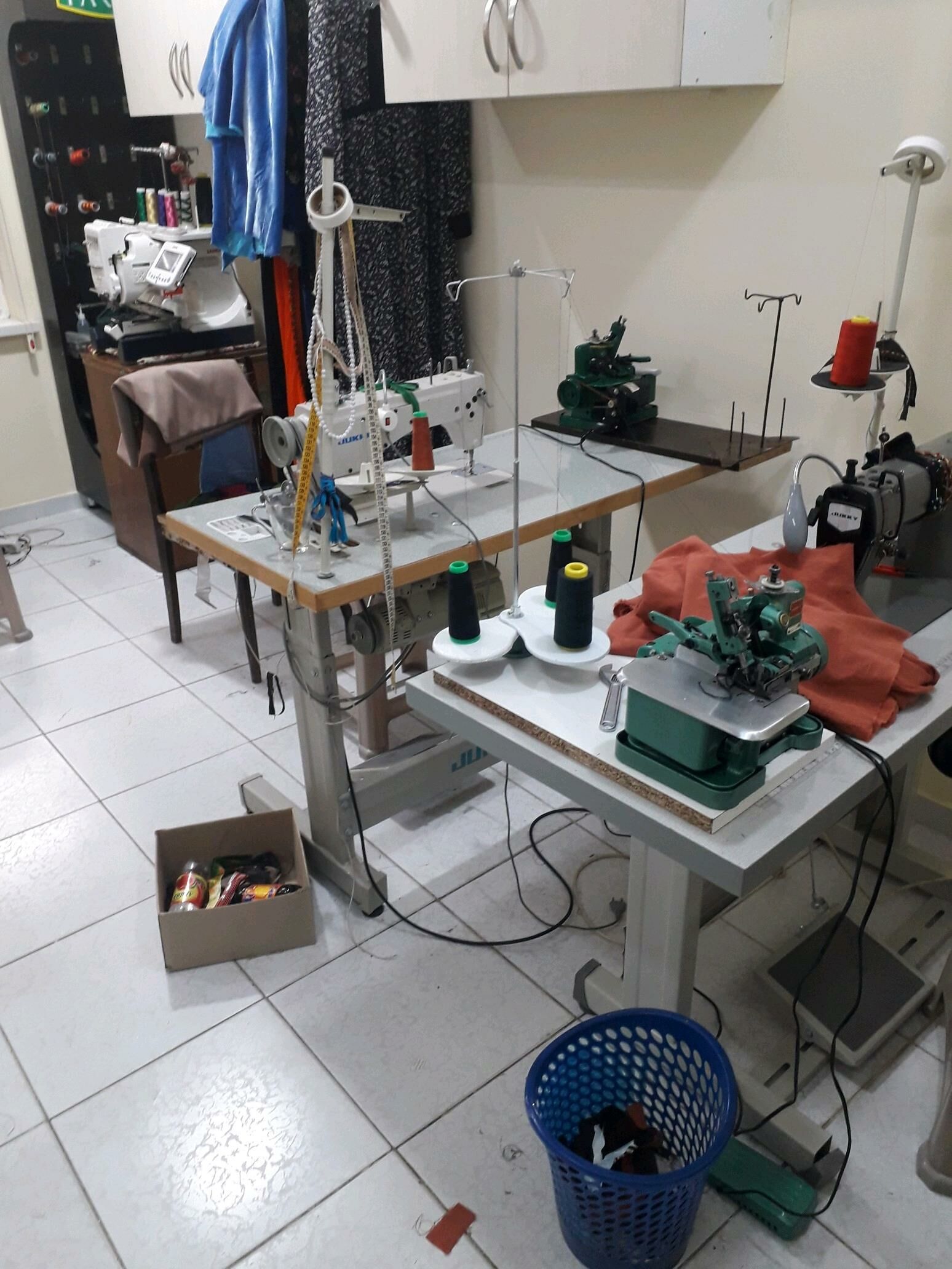 SALONA  MAKÝAÇI  GEREG - Ашхабад - img 4