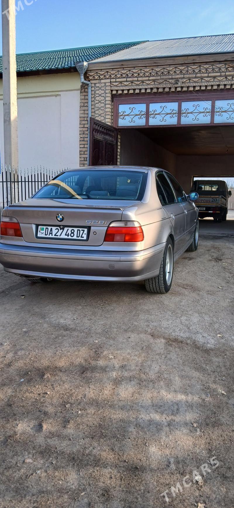 BMW E39 1999 - 100 000 TMT - Akdepe - img 3