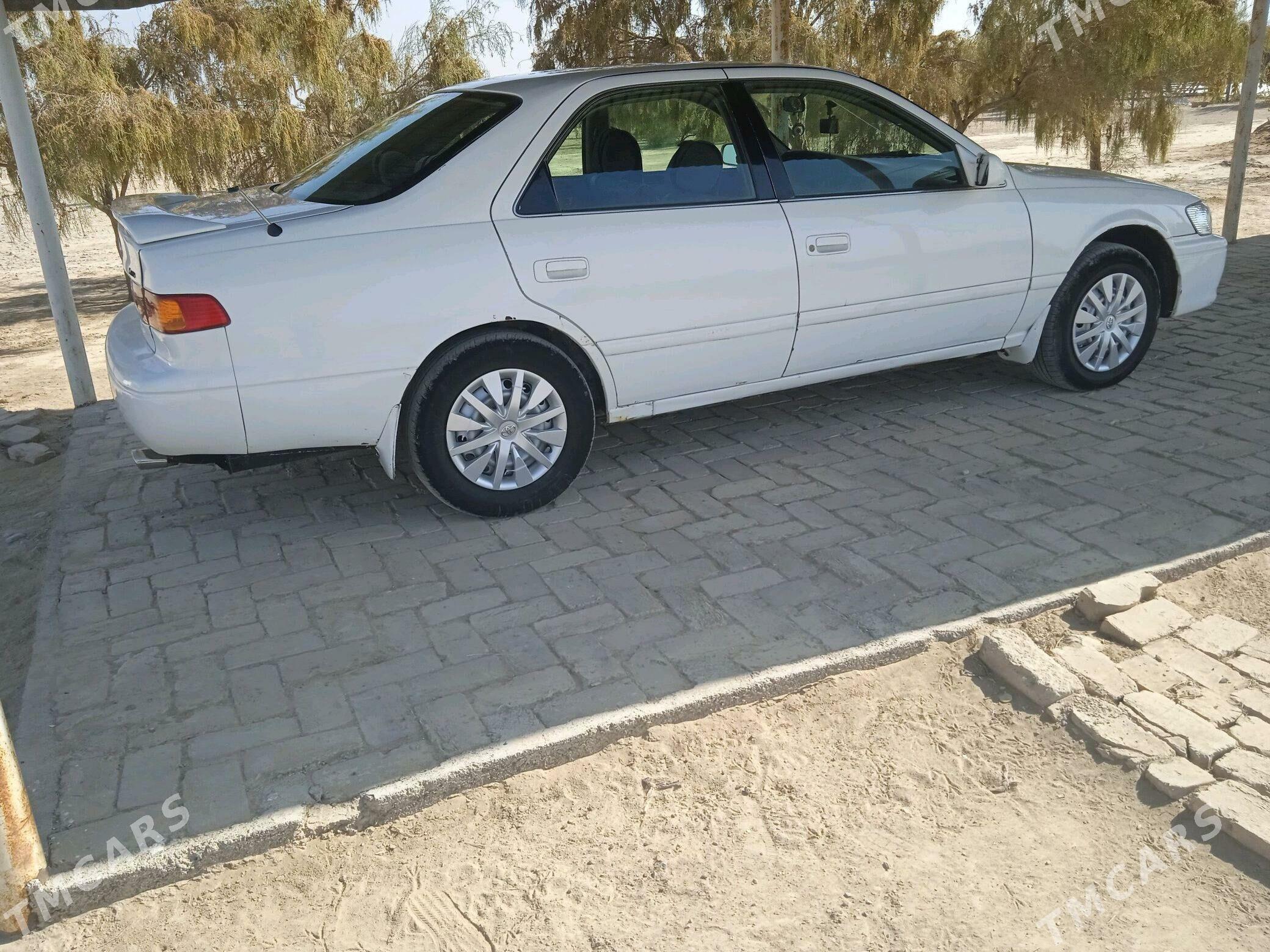 Toyota Camry 1997 - 105 000 TMT - Baýramaly - img 6