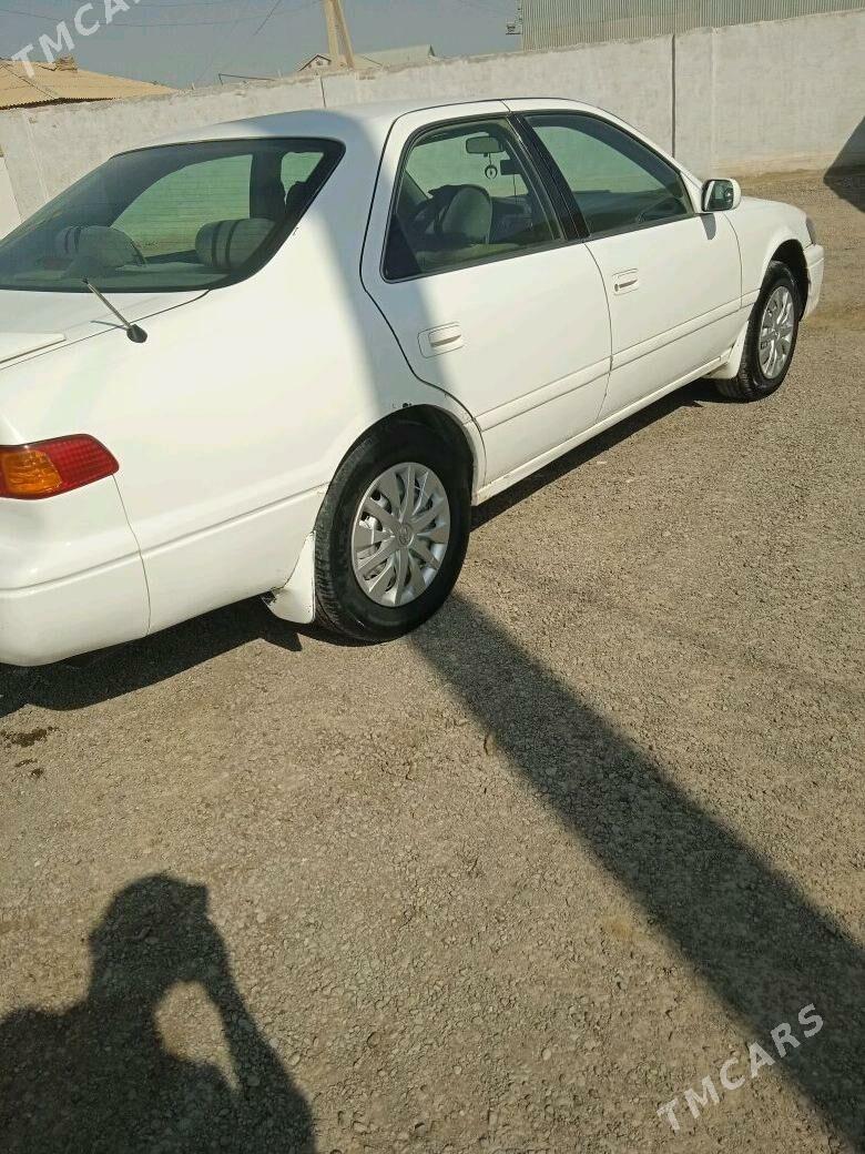 Toyota Camry 1997 - 105 000 TMT - Baýramaly - img 4
