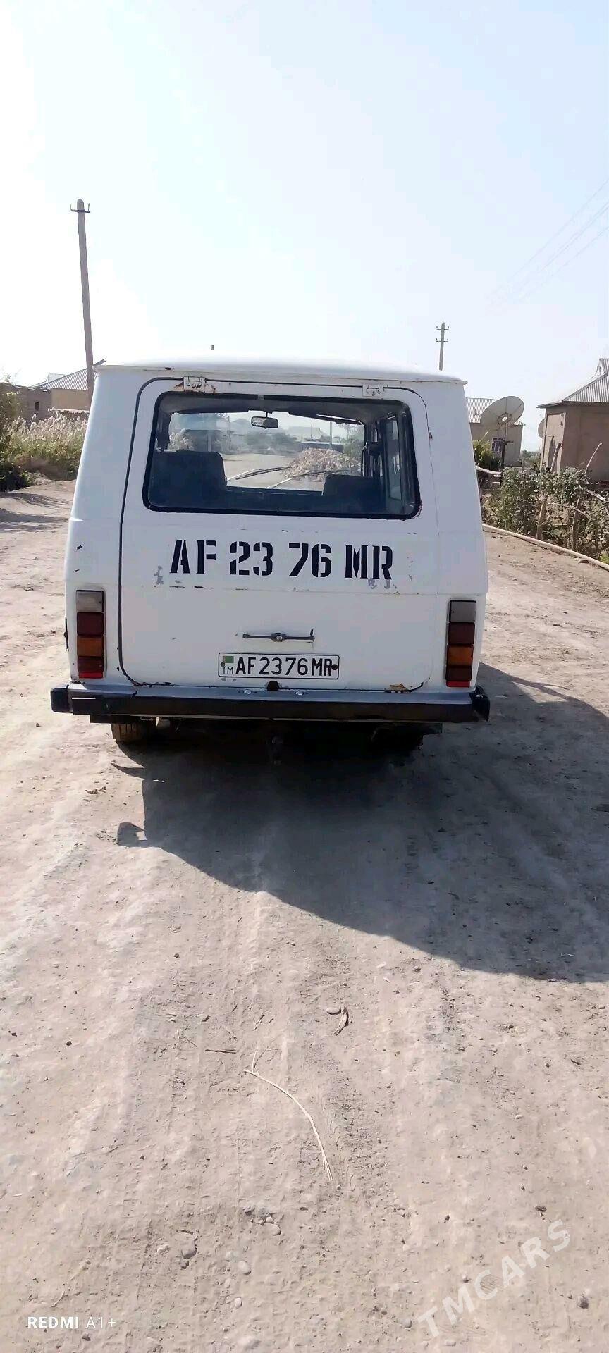 RAF 977 1990 - 13 000 TMT - Wekilbazar - img 4