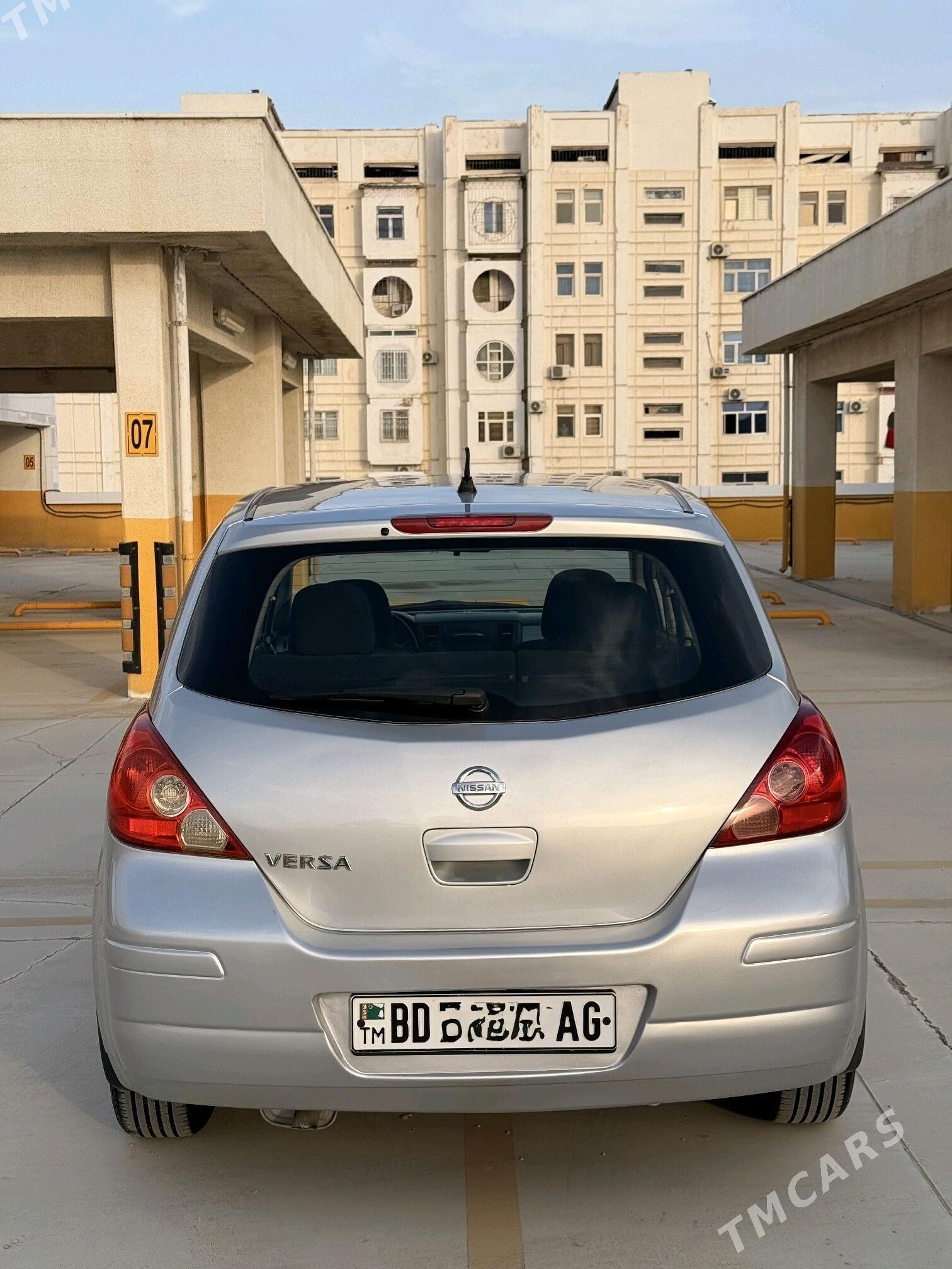 Nissan Versa 2011 - 139 000 TMT - Ашхабад - img 4