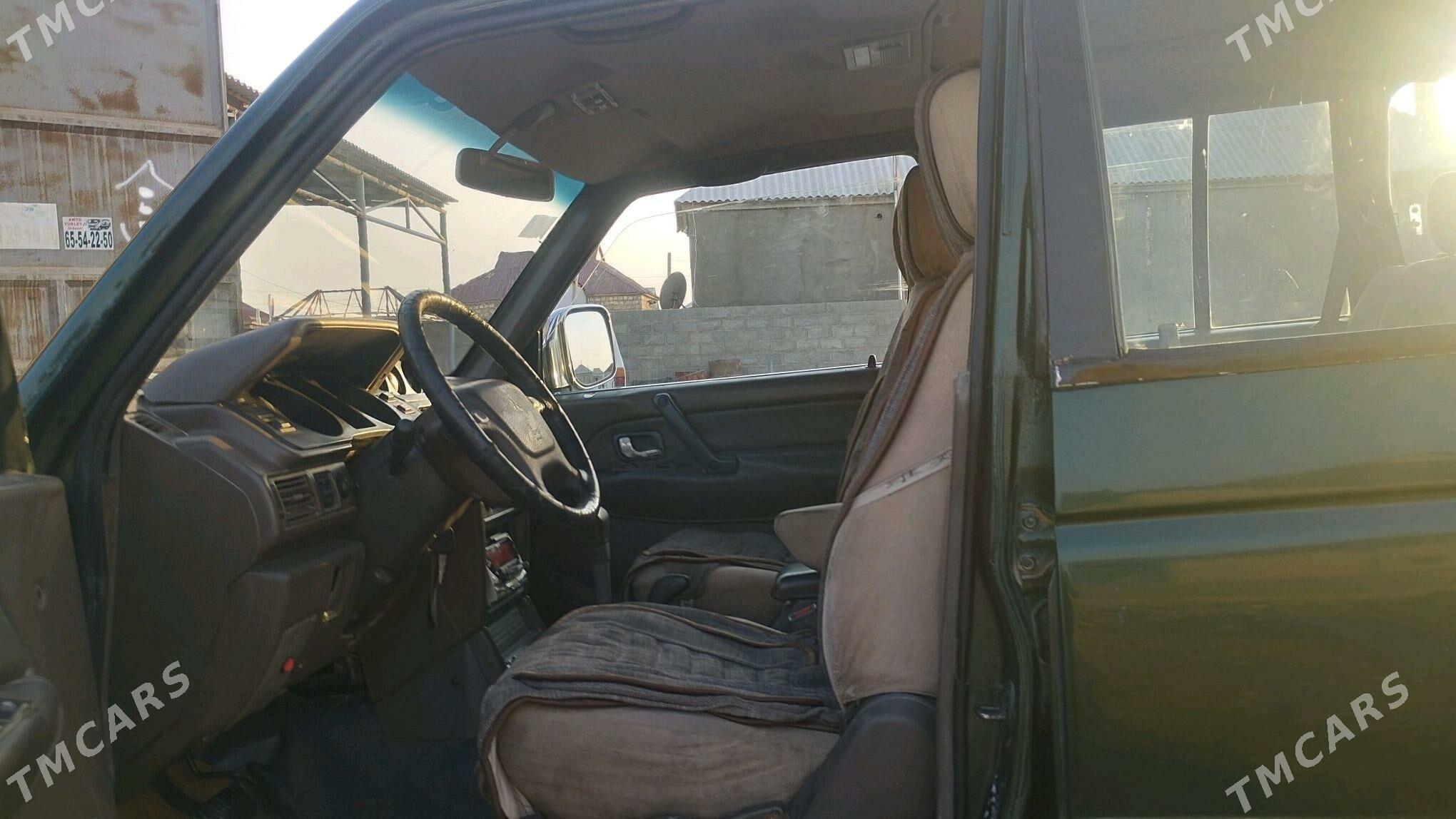 Mitsubishi Montero 1996 - 70 000 TMT - Эсенгулы - img 6