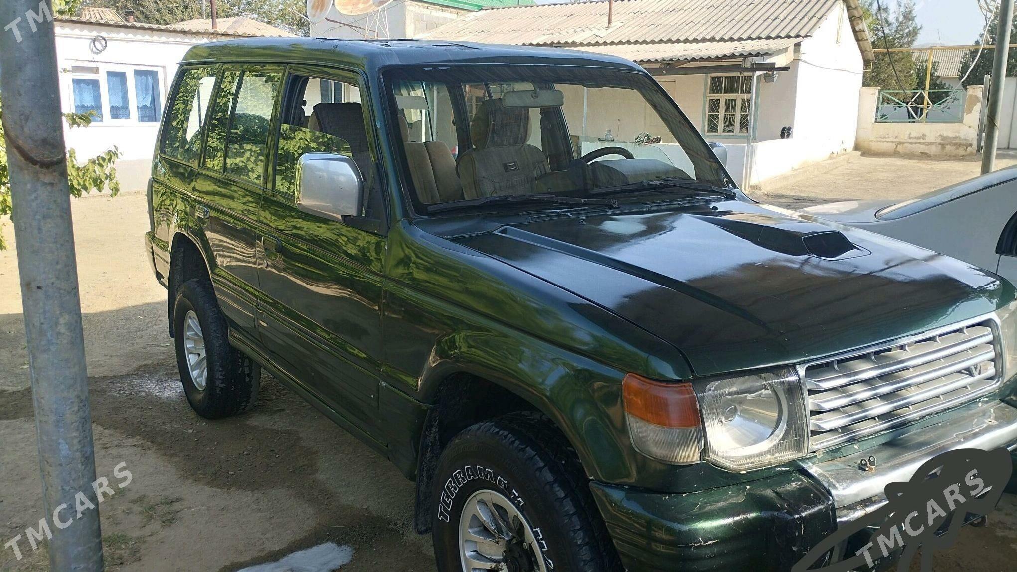 Mitsubishi Montero 1996 - 70 000 TMT - Эсенгулы - img 2