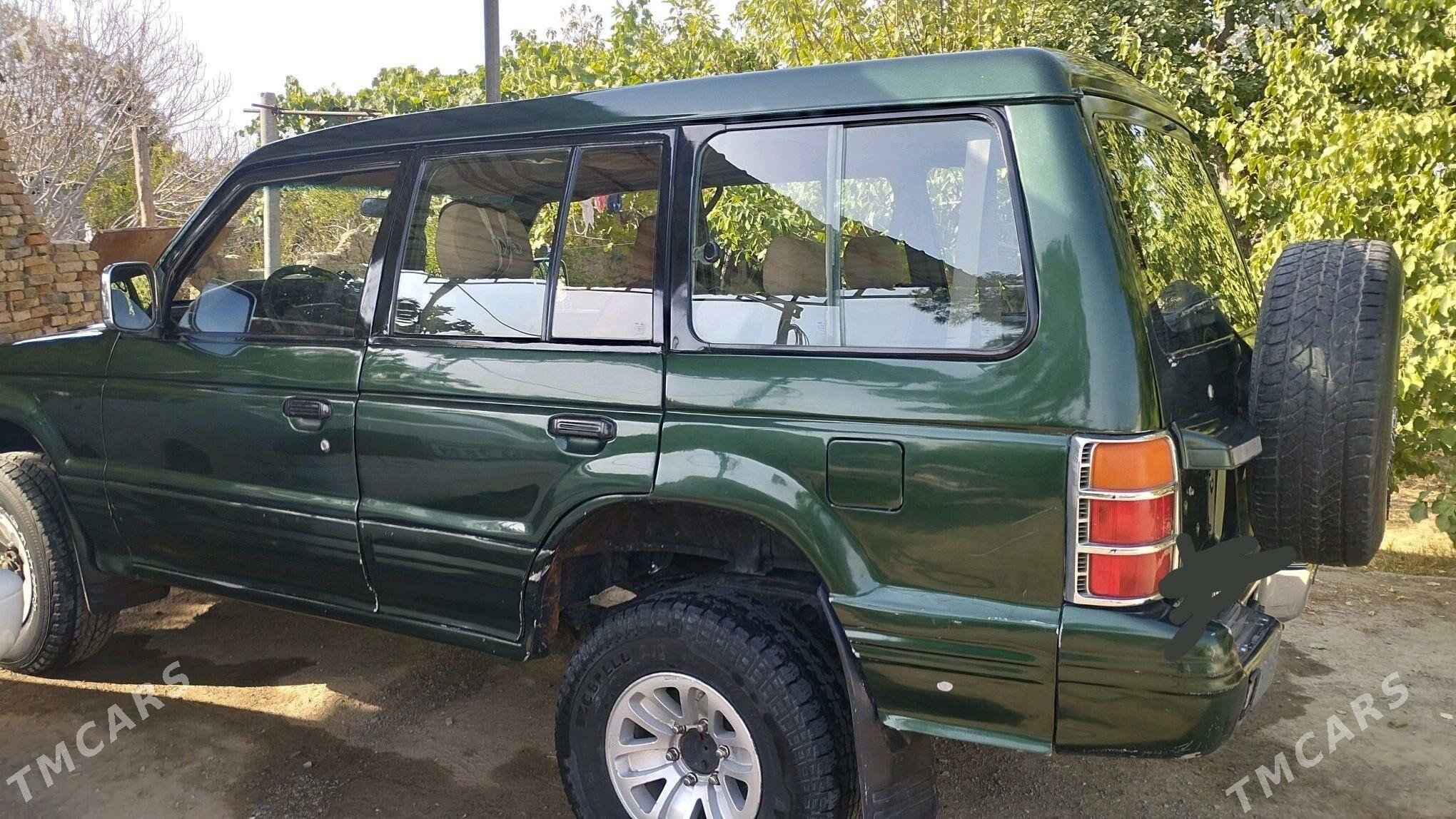 Mitsubishi Montero 1996 - 70 000 TMT - Эсенгулы - img 7
