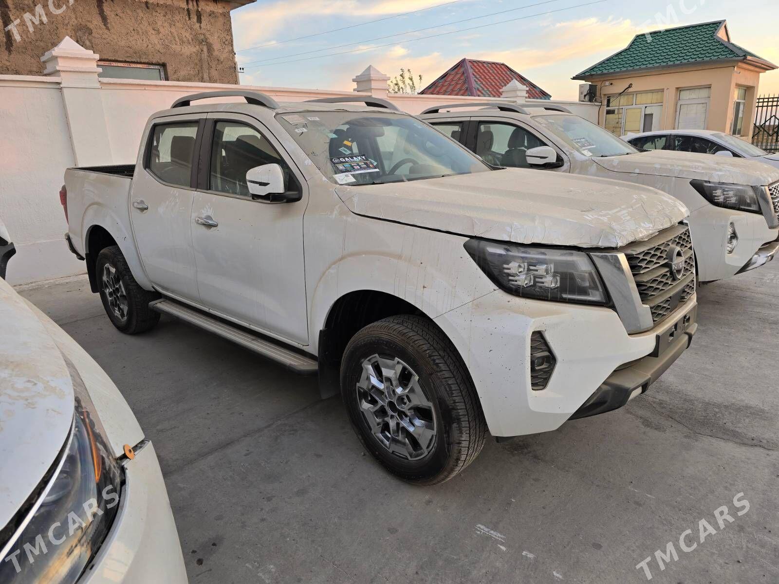Nissan Navara 2025 - 425 000 TMT - Балканабат - img 2