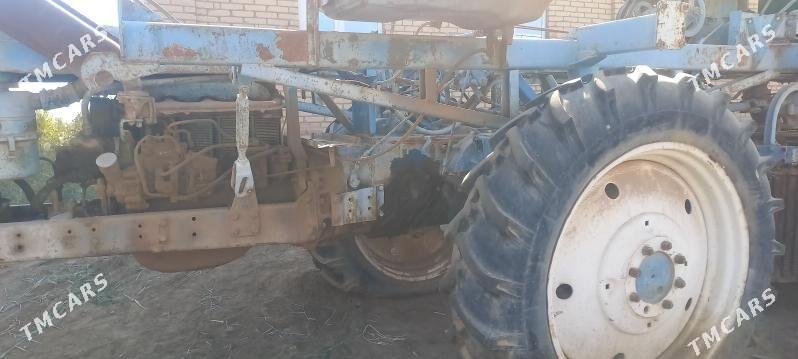 MTZ T-28 1992 - 55 000 TMT - Чарджоу - img 3