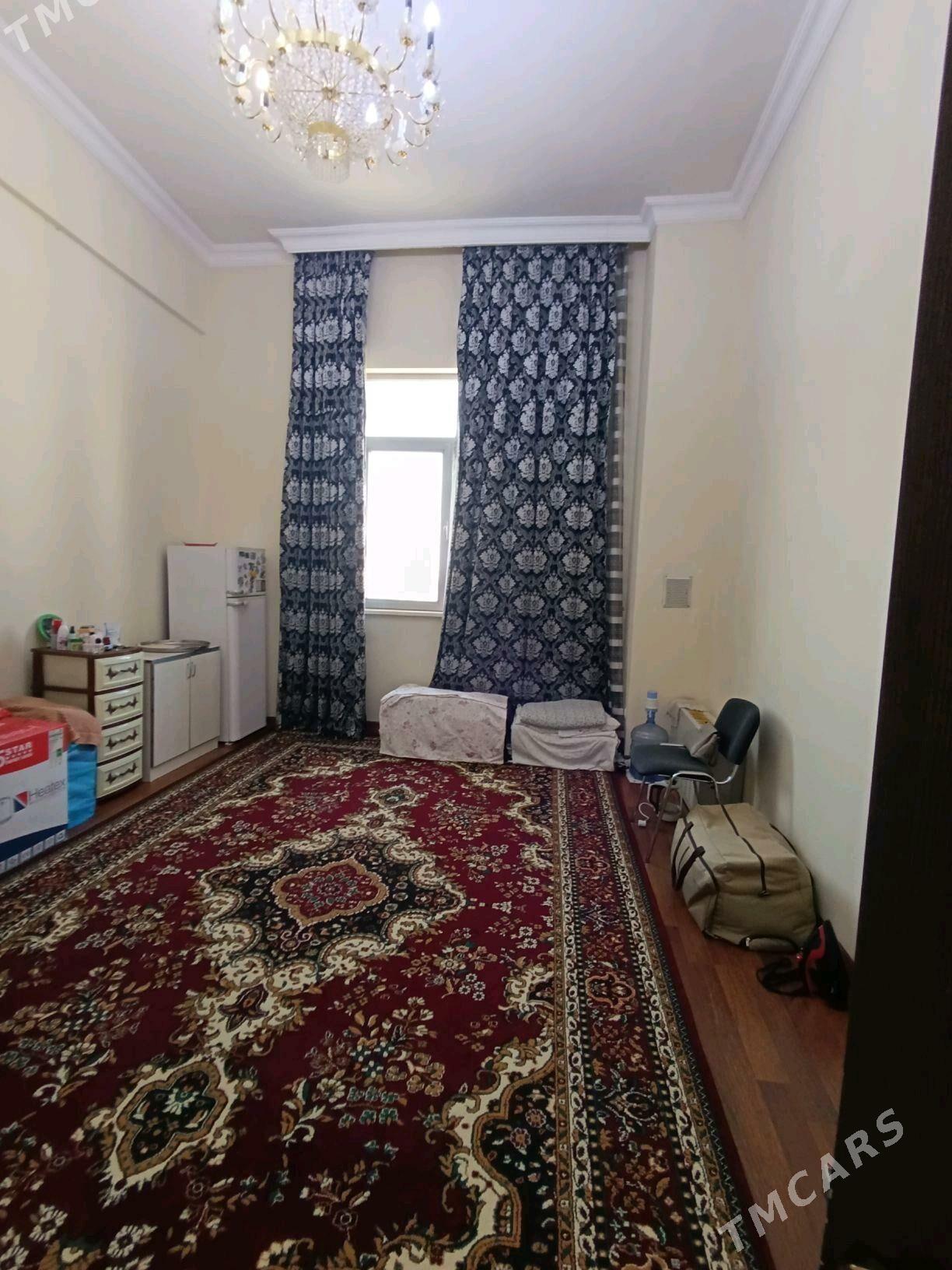 ПОДВОЙСКОГО 5-КОМН ЦЕНА:130 - Podwoýski köç. (Bitarap Türkmenistan şaýoly) - img 4