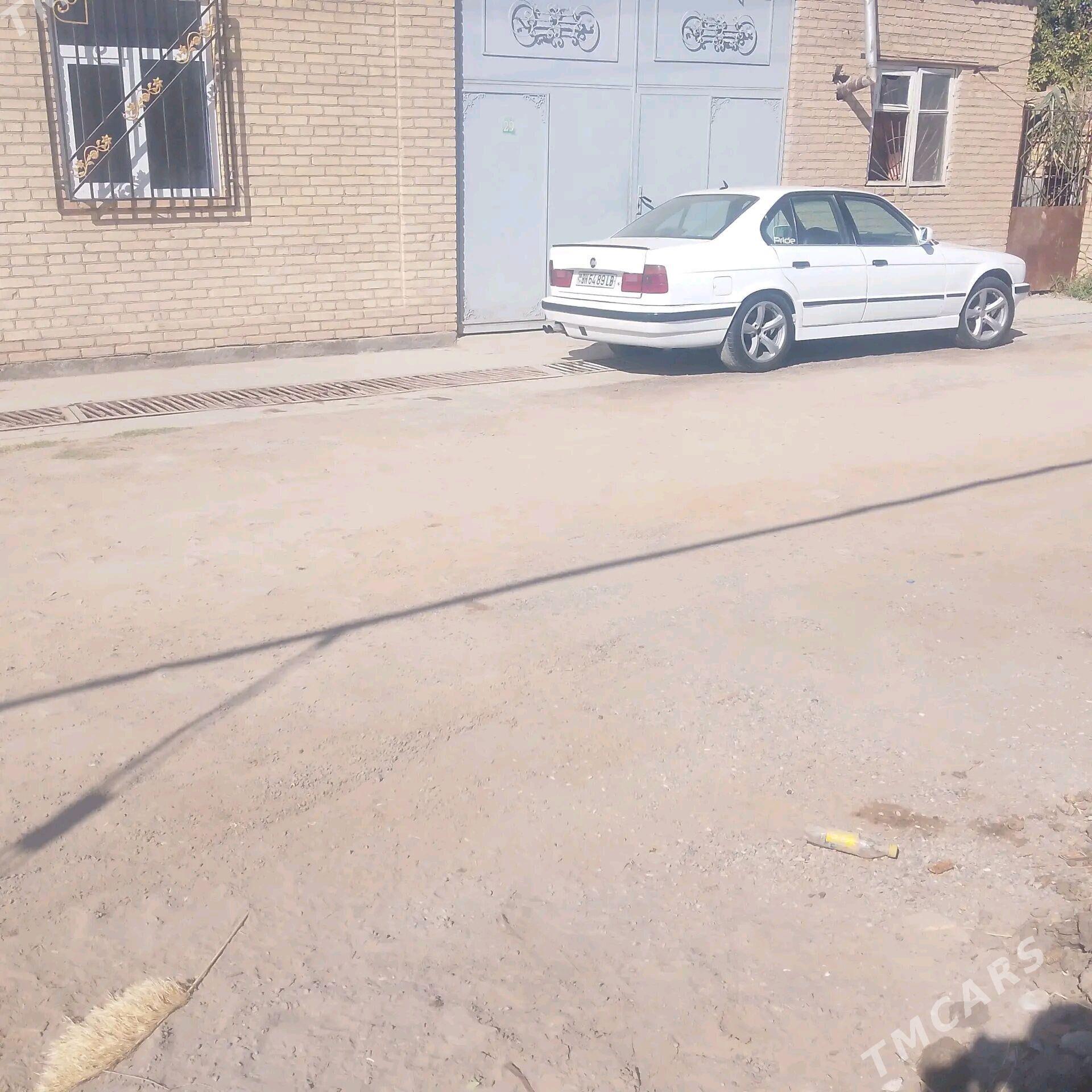 BMW 520 1992 - 30 000 TMT - Türkmenabat - img 3