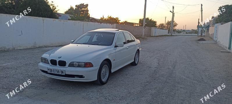 BMW E39 1999 - 90 000 TMT - Туркменбаши - img 1