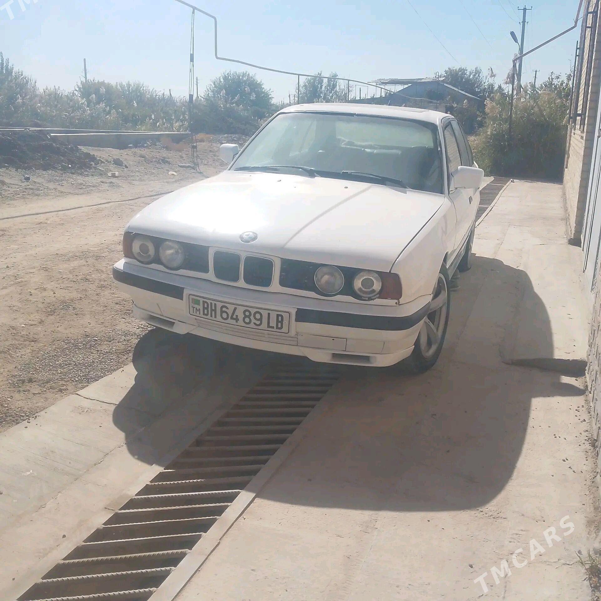 BMW 520 1992 - 30 000 TMT - Türkmenabat - img 7