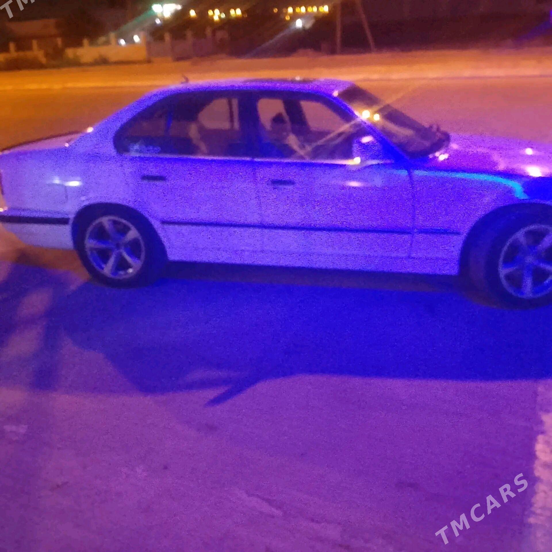 BMW 520 1992 - 30 000 TMT - Türkmenabat - img 2