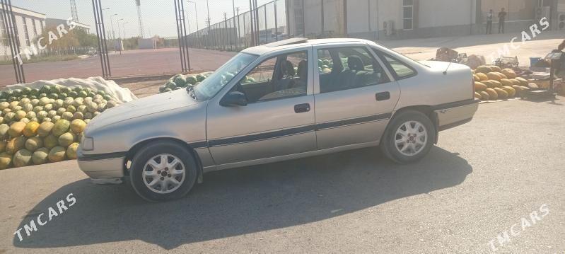 Opel Vectra 1992 - 38 000 TMT - Байрамали - img 1