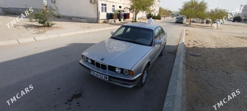 BMW E34 1993 - 38 000 TMT - Balkanabat - img 5