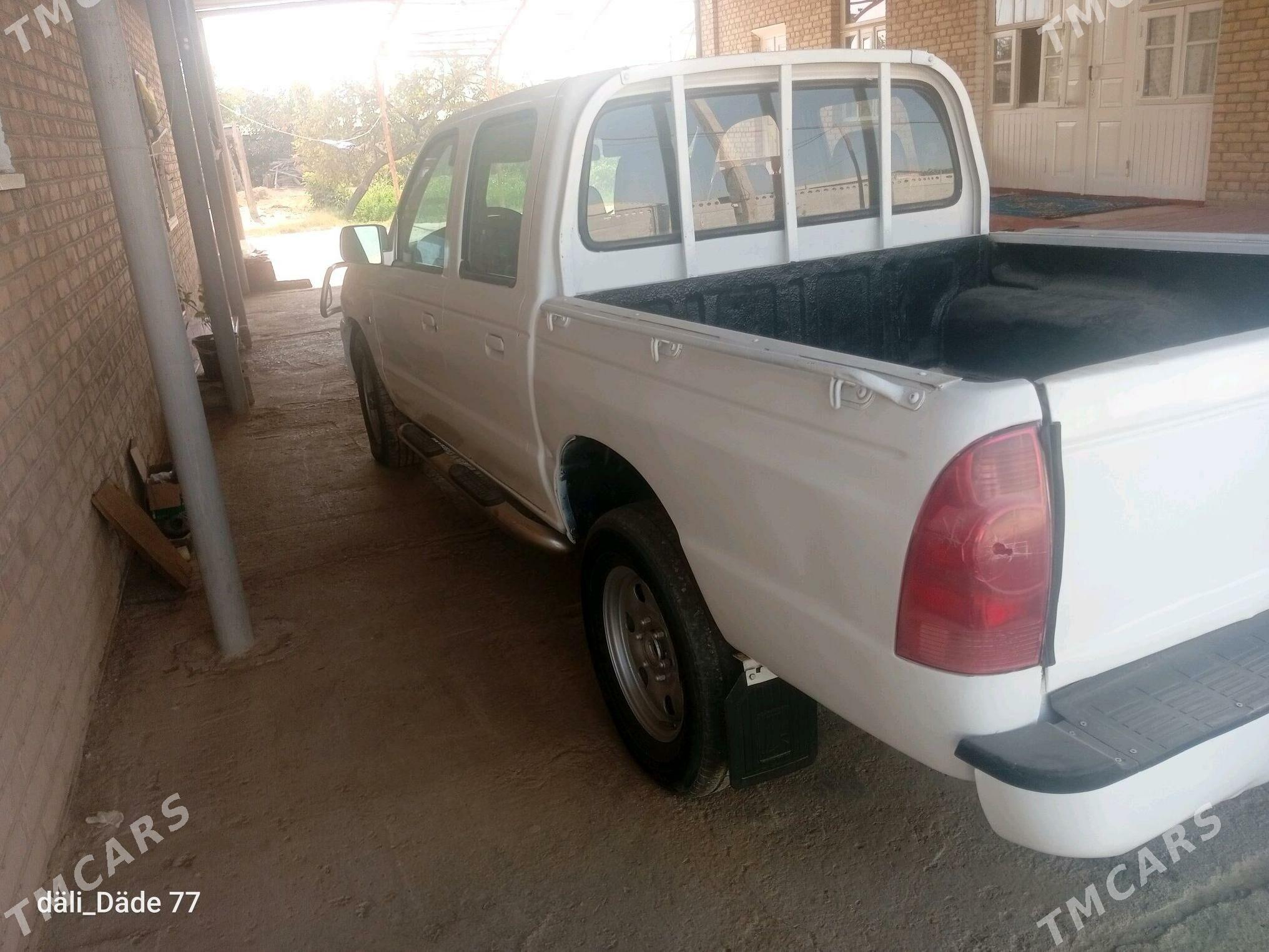 Toyota Hilux 2002 - 60 000 TMT - Sakarçäge - img 6