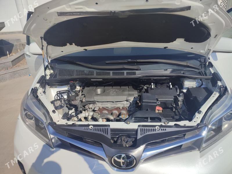 Toyota Sienna 2012 - 320 000 TMT - Туркменабат - img 4