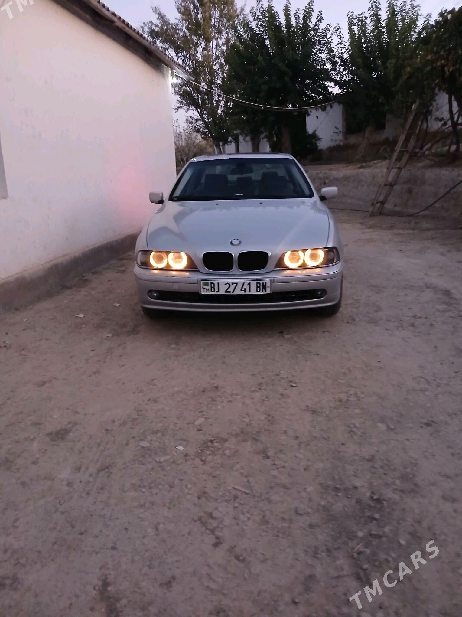 BMW 528 2003 - 125 000 TMT - Махтумкули - img 3