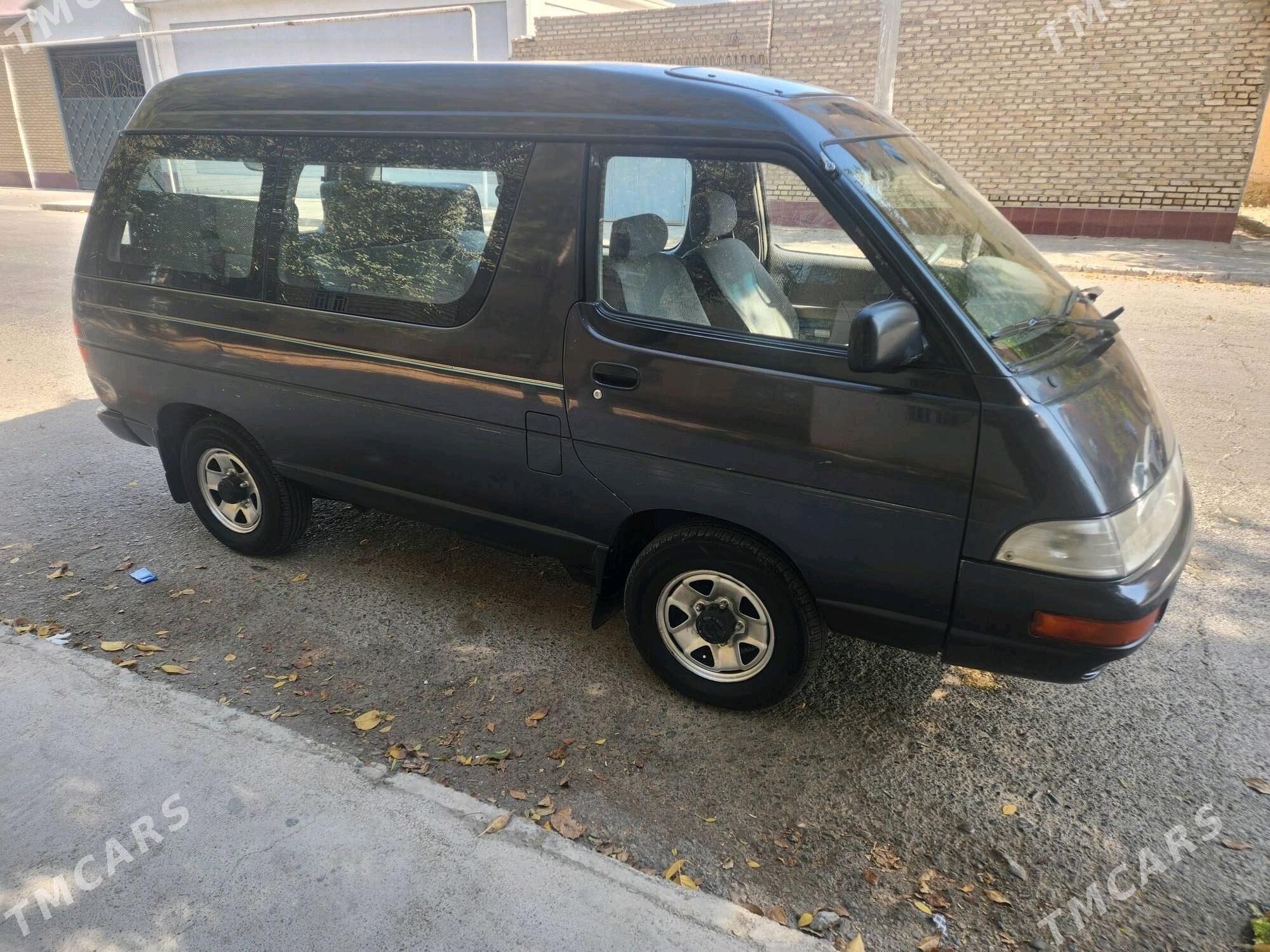 Toyota Town Ace 1992 - 65 000 TMT - Mary - img 2