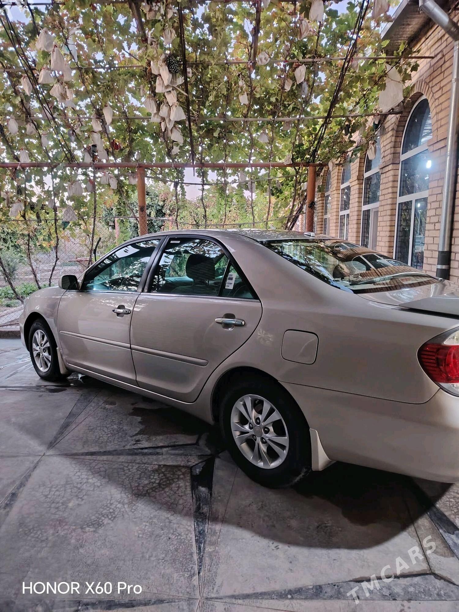 Toyota Camry 2004 - 210 000 TMT - Сейди - img 5