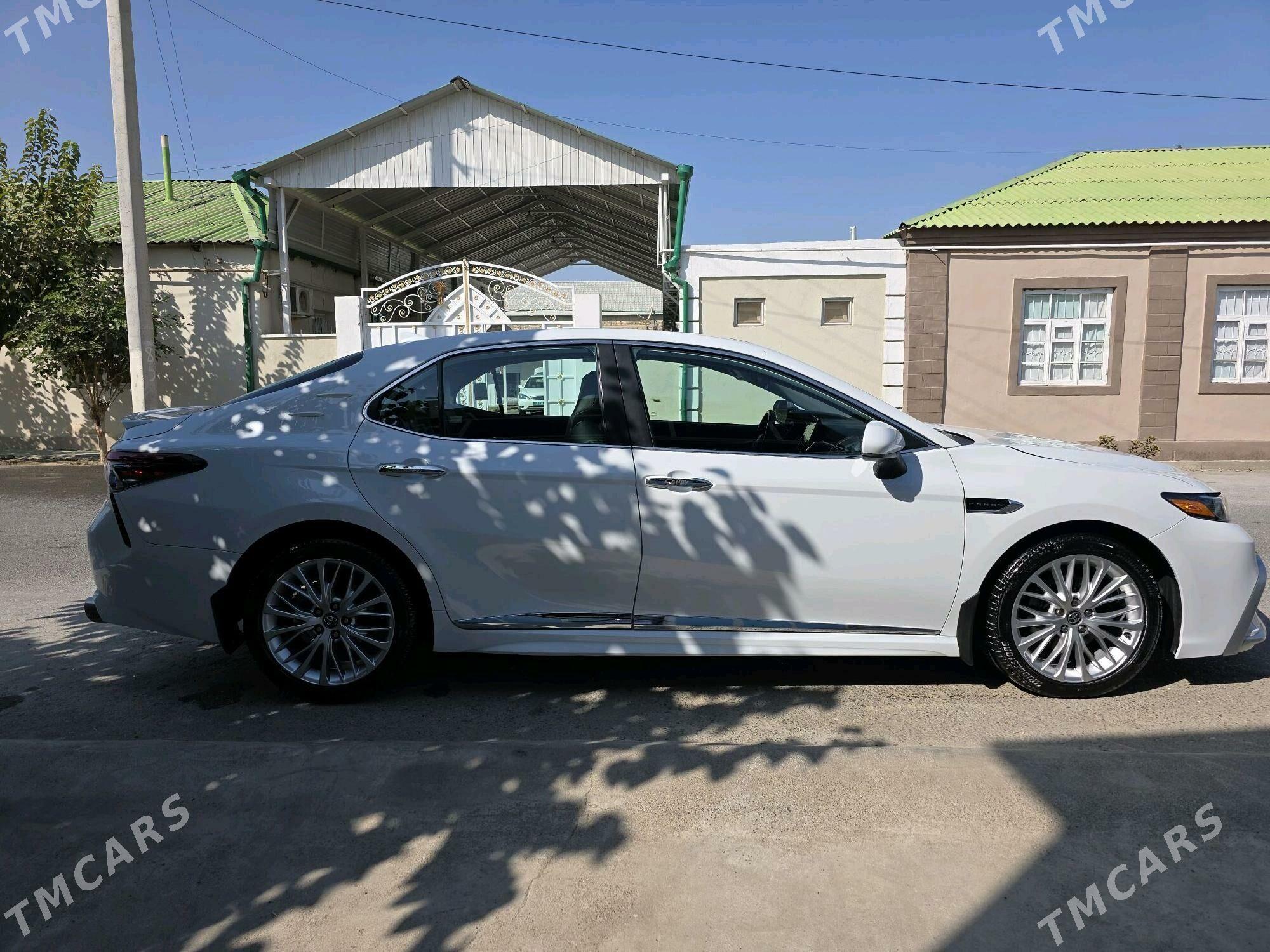 Toyota Camry 2021 - 329 000 TMT - Ашхабад - img 3